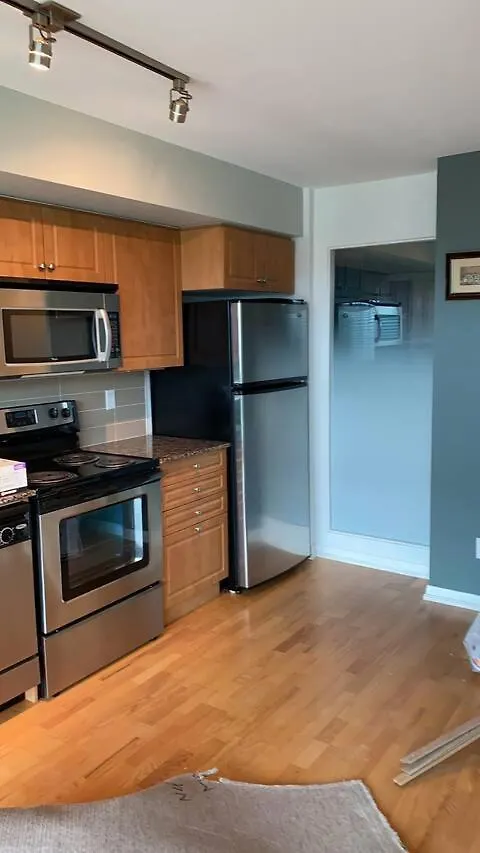 Lovely- 1 Bedroom Condo With Pool Toronto 0*,  Canada
